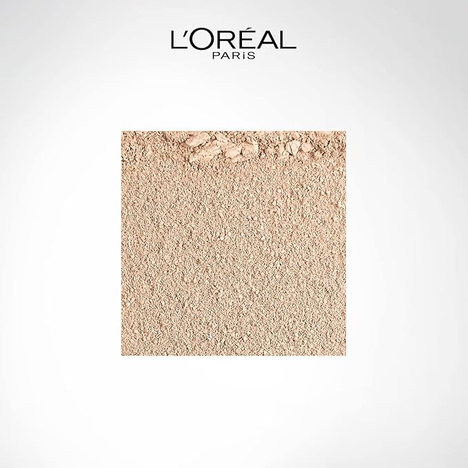 L'Oréal Paris Infaillible 24H Fresh Wear Foundation in a Powder